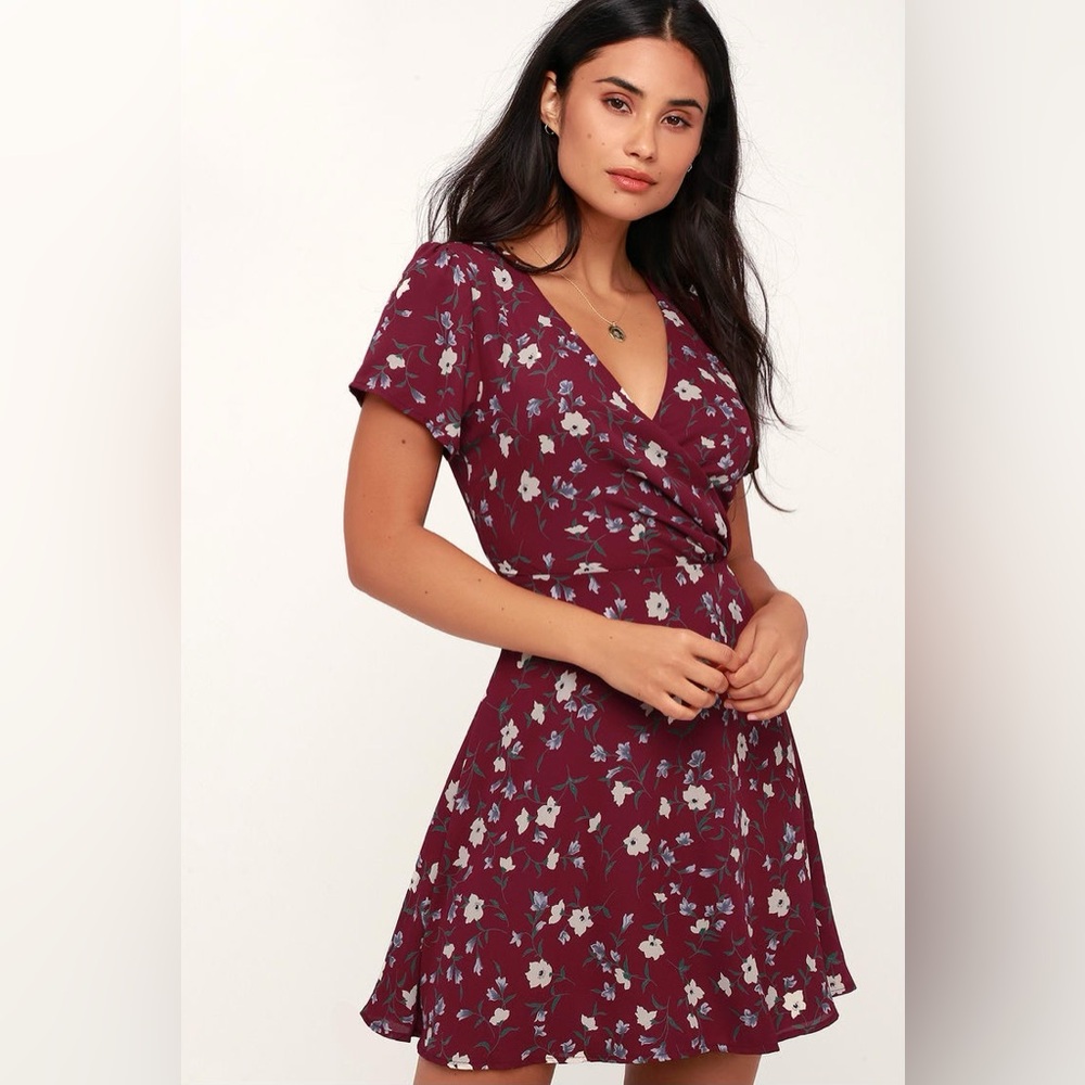 Lulus Dolly Burgundy Floral Print Short Sleeve Surplice Dress